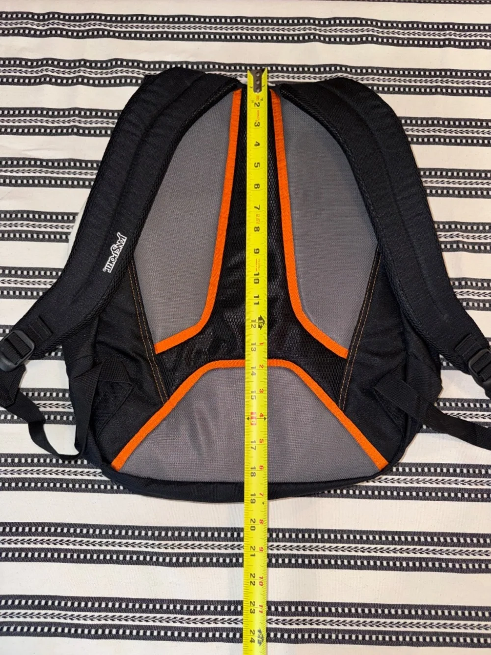 Jansport white black
